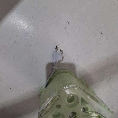 EGG COOKER - HOLDS UP TO 6 EGGS - 220V - GREEN image 4