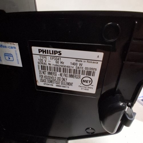PHILIPS 3300 SERIES FULLY AUTOMATIC ESPRESSO MACHINE WITH LATTEGO MILK SYSTEM AND INTEGRATED GRINDER - GLOSSY BLACK (MODEL:EP3341/50) image 7