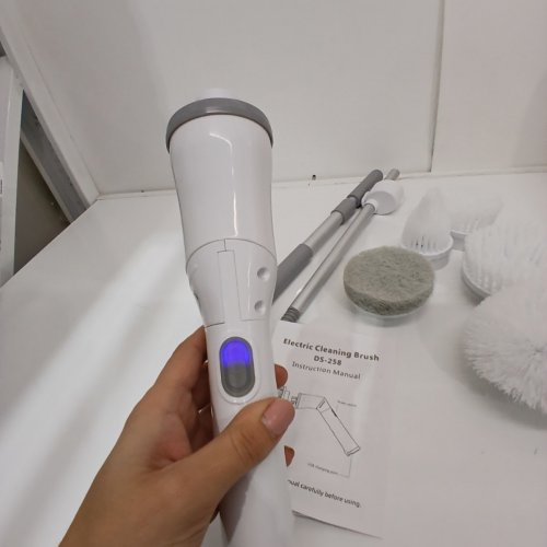 LICHFFY TORNADO SCRUB 2 SPEED CORDLESS ELECTRIC CLEANING BRUSH - UP TO 47" - 480 RPM - WHITE (MODEL: DS-258) image 4