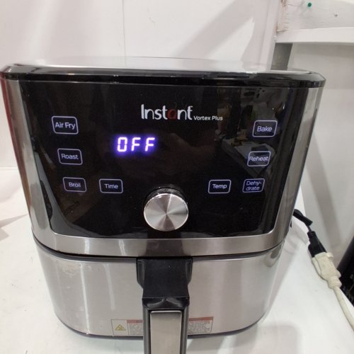INSTANT 6-IN-1 VORTEX PLUS AIR FRYER- 6QT - STAINLESS STEEL/BLACK (MODEL: VORTEXPLUS6) image 2