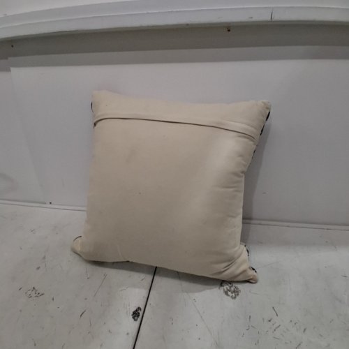 RIZZY HOME3 DECORATIVE PILLOW-20" X 20" - ORANGE/BLUE/YELLOW image 3