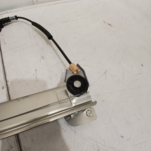 DORMAN WINDOW REGULATOR COMPATIBLE WITH FORD CROWN VICTORIA & MERCURY GRAND MARQUIS 1992-2011 (MODEL: 740-664) image 4
