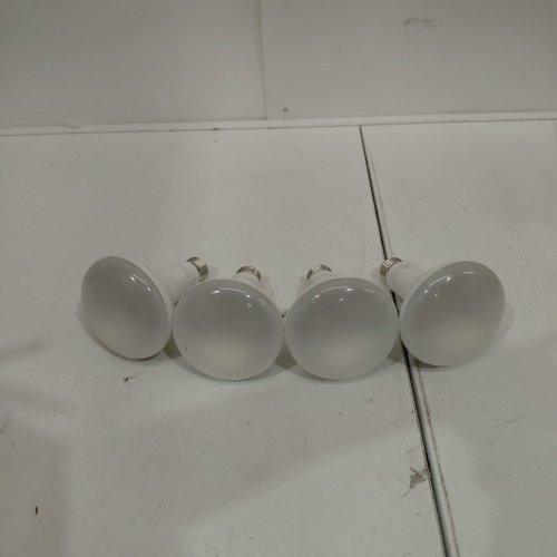 4PK LUMINUS LED BR30 LIGHT BULBS - 10W 850 LM 3000 K - WHITE (MODEL: 1397146 / PLZ5043) image 4