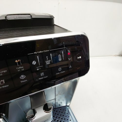 PHILIPS 3300 SERIES FULLY AUTOMATIC ESPRESSO MACHINE WITH INTUITIVE TOUCH DISPLAY & CLASSIC MILK FROTHER - BLACK/CHROME - (MODEL: EP3326/90) image 3