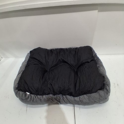 JOEJOY RECTANGLE DOG SOFA BED WITH NON-SLIP BOTTOM - 25" X 21" X 8" - GREY image 3