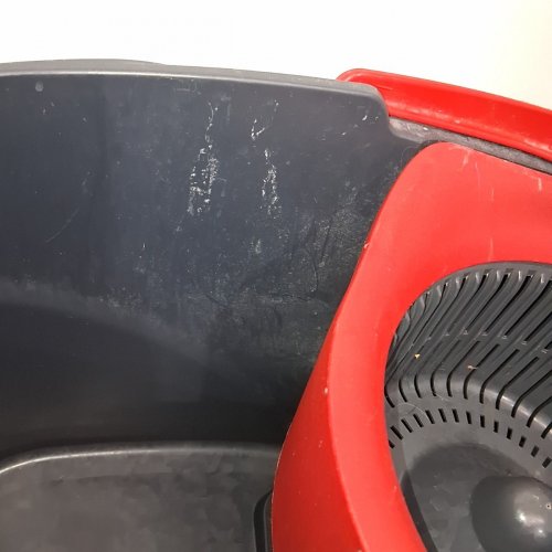 VILEDA EASYWRING MICROFIBRE POWER SPIN FLOOR CLEANING BUCKET AND MOP SET WITH COLLAPSABLE HANDLE - RED (MODEL: TSU183418) image 5