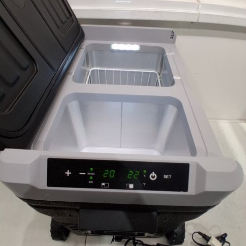 EUHOMY ELECTRIC COOLER/REFRIGERATOR - 26QT - 12/24V - DC 110-240V AC - BLACK/GREY (MODEL: CF004-25) image 2