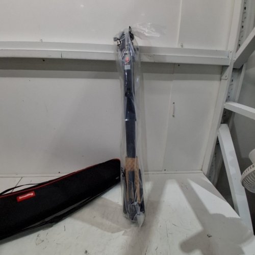 SMALLRIG CARBON FIBER VIDEO MONOPOD WITH FLUID HEAD (MODEL: 5565) image 2