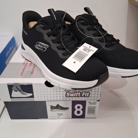WOMEN'S SKECHERS HANDS FREE SWIFT FIT SLIP ON SNEAKERS - 8 - BLACK / WHITE (STYLE: 179326CS / 2566408) image 2