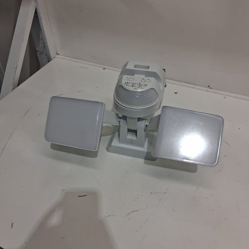 KODA LED MOTION SENSOR LIGHT - 4200 LUMENS, 70FT RANGE - WHITE (MODEL:1806206) image 2