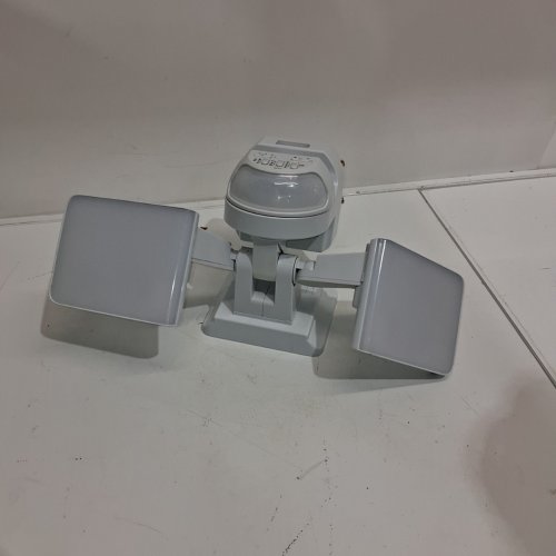KODA LED MOTION SENSOR LIGHT - 4200 LUMENS, 70FT RANGE - WHITE (MODEL:1806206) image 4
