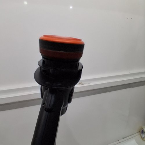 BLACK+DECKER STRING TRIMMER/EDGER - 10" - 20V - BLACK/ORANGE (MODEL: LST201) image 2