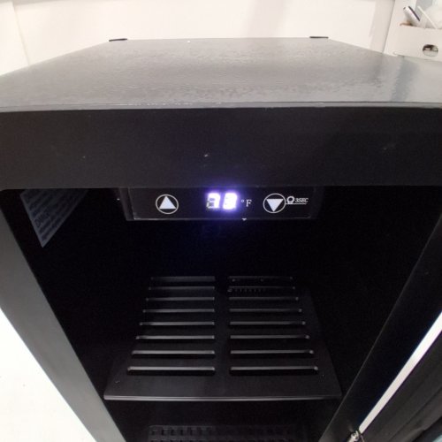 EUHOMY 24 CANS BEVERAGE REFRIGERATOR COOLER - 18L - BLACK (MODEL:FWC008-11) image 2