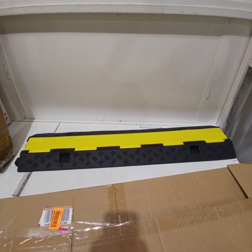VEVOR SPEED BUMP CABLE PROTECTOR RAMP 4PCS 2-CABLE RUBBER CORD GUARD (MODEL: 40"X9.7"X2") image 2