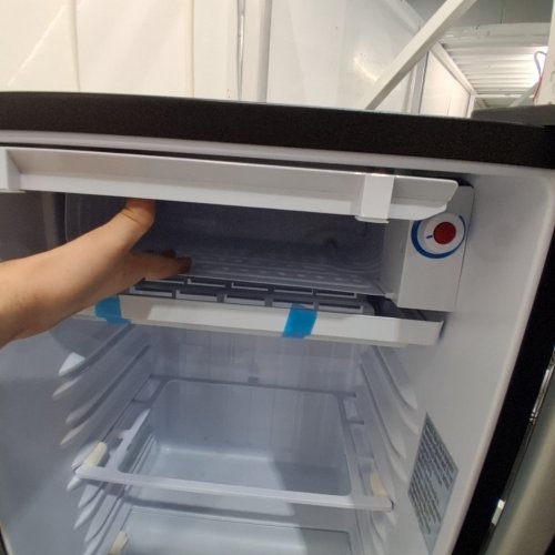 FRIGIDAIRE PLATINUM SERIES COMPACT MINI FRIDGE - 3.2 CU. FT - STAINLESS STEEL (MODEL: EFR323-D-6COM) image 2