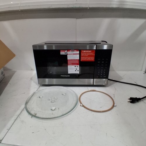 FRIGIDAIRE MICROWAVE OVEN - 0. 9CU.FT - 900W - STAINLESS STEEL (MODEL: EMW959-C) image 3