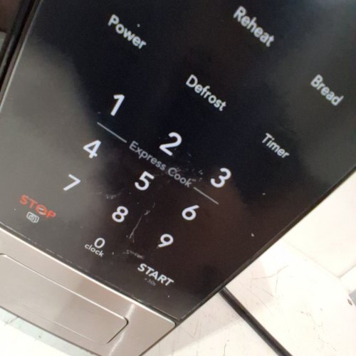 FRIGIDAIRE MICROWAVE OVEN - 0. 9CU.FT - 900W - STAINLESS STEEL (MODEL: EMW959-C) image 4