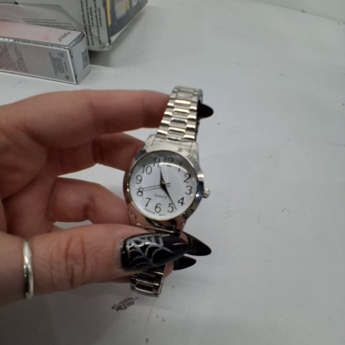 WOMENS ACCUTIME QUARTZ ANALOG WRISTWATCH - 29 MM -SILVER-TONE (MODEL: WCCLE43) image 2
