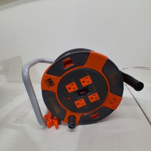 BLACK+DECKER RETRACTABLE EXTENSION CORD REEL WITH 4 OUTLETS & HEAVY DUTY 14AWG SJTW CABLE- 50FT (MODEL- ‎227259 / BDXPA0062) image 3