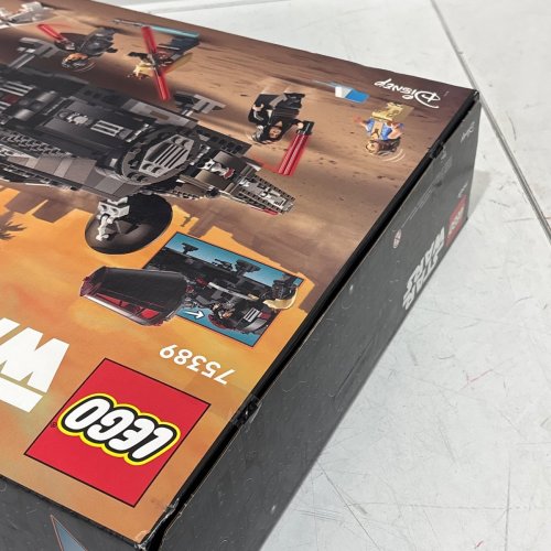 1579PC LEGO DISNEY STAR WARS THE DARK FALCON (MODEL: 75389) image 2