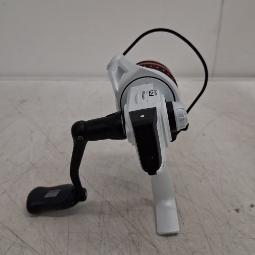 ABU GARCIA MAX PRO SPINNING FISHING REEL - 6.2:1 - AMBIDEXTROUS - BLACK/RED/WHITE (MODEL: MAXPRO2500H) image 3