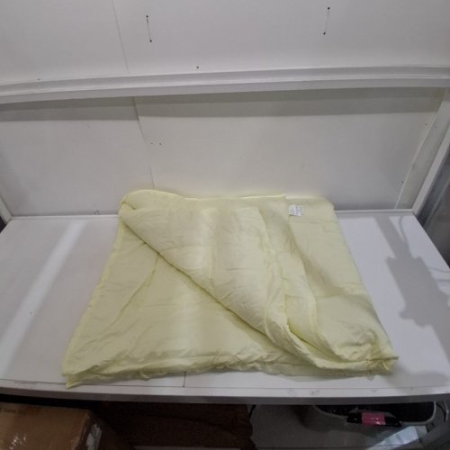 DOWN ALTERNATIVE COMFORTER (COMFORTER ONLY) - TWIN - YELLOW image 3