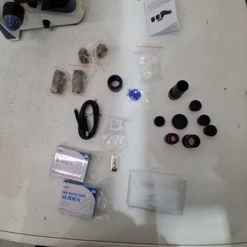 SWIFT 40X TO 2500X COMPOUND LAB MICROSCOPE - DOUBLE LAYER MECHANICAL STAGE - TRINOCULAR - SIEDENTOPF HEAD - WIDE FIELD 10X AND 25X EYEPIECES - WHITE/BLUE (MODEL: SW380T) image 5