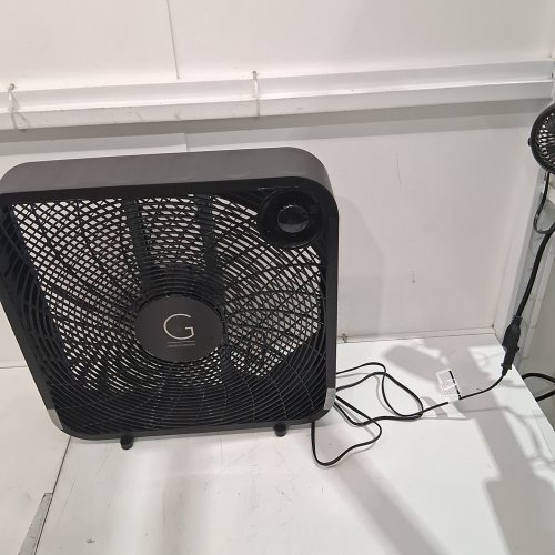 GENESIS DURABLE LIGHTWEIGHT HIGH VELOCITY FLOOR BOX FAN - 3 SETTINGS - 3.94" X 4.72" X 4.72" - BLACK (MODEL: G20BOX-BLK) image 2