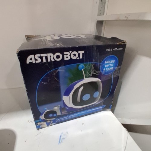 PLAYSTATION ASTRO BOT FIGURAL HEAD MINI FRIDGE - 4 L - 6 CAN - 120 V - BLUE AND WHITE (MODEL: 19474) image 6