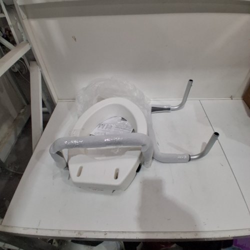 RAISED TOILET SEAT WITH ARMS - 300LB - WHITE (MODEL: SC7060NA-L-4) image 2