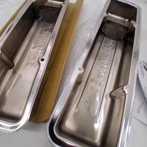 EDELBROCK SIGNATURE SERIES VALVE COVER - CHROME (MODEL: 4449) image 3