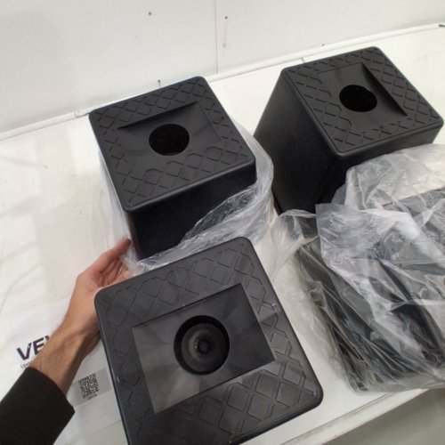 4PK VEVOR RV TRAILER LEVELING JACK BLOCK SET - 6000LB CAPACITY - 8" - BLACK/ORANGE - (MODEL: CXFC02) image 3