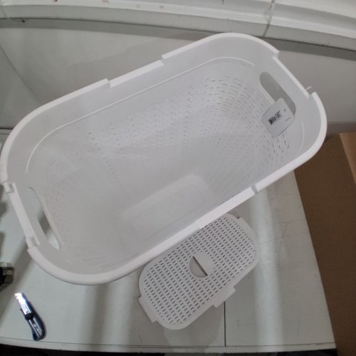 MIND READER 40L SLIM LAUNDRY HAMPER WITH LID - 40L - WHITE (MODEL: ‎‎40HAMP-WHT) image 3