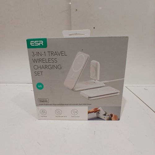 ESR 3-IN-1 TRAVEL WIRELESS CHARGER SET, MAGSAFE CHARGER STAND FOR IPHONE PRODUCTS - FOLDABLE MAGNETIC WIRELESS CHARGER - WHITE image 2
