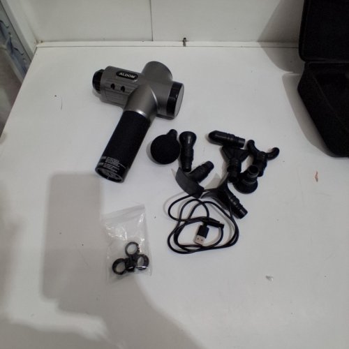 ALDOM MASSAGE GUN DEEP TISSUE PERCUSSION MASSAGER 30 SPEED LEVEL, 8 MASSAGE HEADS 4800 RPM MAX, GREY / BLACK (MODEL: YL-MG001) image 3