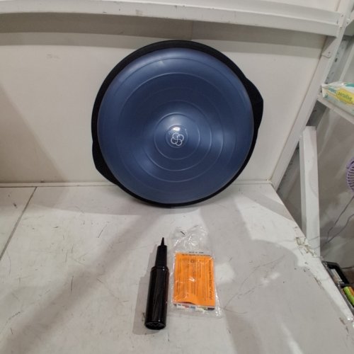 BOSU BALANCE TRAINER - BLUE image 2