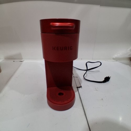 KEURIG K-SLIM SINGLE SERVE COFFEE MAKER - RED (MODEL: K900) image 3