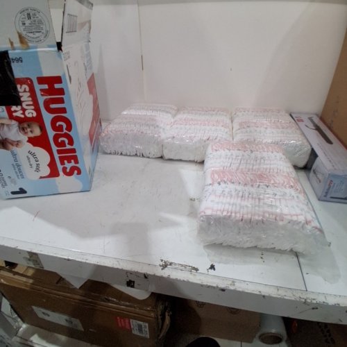 208PK HUGGIES SNUG & DRY DIAPERS - SIZE: 1 (8 LBS TO 14 LBS) - DISNEY image 2