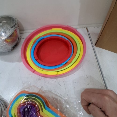 30PC TOYTEXX MIXING BOWL SET - BOWLS, LIDS, MEASURING CUPS, GRATERS, SPATULAS - MULTICOLOUR image 10