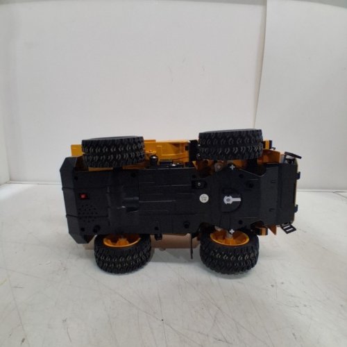 REMOTE CONTROL DUMP TRUCK WITH 9 CONTROLS - 2.4 GHZ - 1:18 - YELLOW/BLACK (MODEL: D93304/1/2) image 7