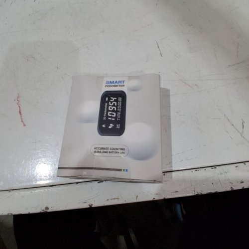 3D PEDOMETER STEP COUNTER FOR WALKING AND RUNNING WITH WAIST CLIP - 1.48" X 2.79" - BLACK image 4