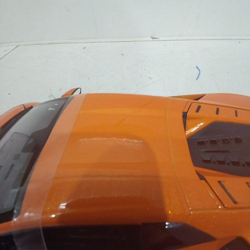 MAISTO SPECIAL EDITION 1:18 SCALE LAMBORGHINI TEMERARIO DIECAST CAR - ORANGE (MODEL: TEMERARIO) image 3