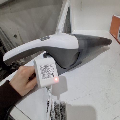 BLACK+DECKER DUSTBUSTER QUICK-CLEAN CORDLESS/RECHARGEABLE HANDHELD VACUUM CLEANER - WHITE/GREY (MODEL: HNVC215B10) image 2