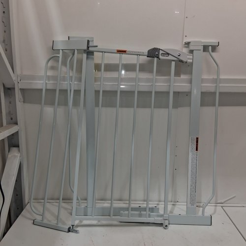 REGALO EASY STEP SAFETY GATE - 29"- 38.5"X30" - WHITE (MODEL: 1160-DS) image 2