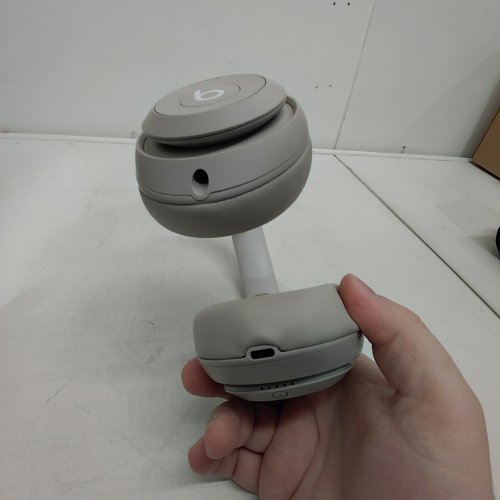 BEATS STUDIO PRO - WIRELESS BLUETOOTH NOISE CANCELLING HEADPHONES - SANDSTONE (MODEL : STUDIOPRO) image 4