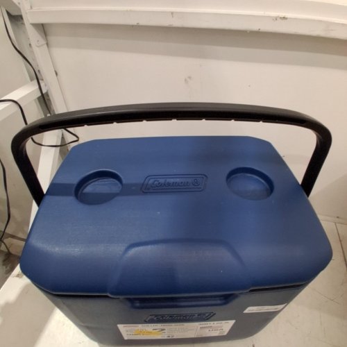 COLEMAN PORTABLE HARD COOLER / CHILLER - 30QT - SAPPHIRE BLUE (MODEL : 2226954) image 3