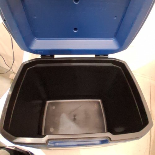 COLEMAN PORTABLE HARD COOLER / CHILLER - 30QT - SAPPHIRE BLUE (MODEL : 2226954) image 4