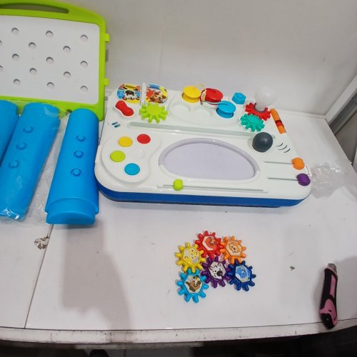 BABY EINSTEIN CURIOSITY TABLE ACTIVITY CENTER TODDLER TOY WITH LIGHTS, MUSIC, AND 3 LANGUAGE COLOUR DISCOVERY (MODEL:‎10345) image 5