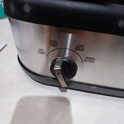 AMAZON BASICS STAINLESS STEEL TRIPLE SLOW COOKER - BLACK/STAINLESS STEEL - 2.5QT EACH image 2