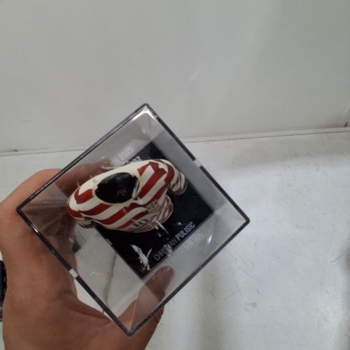 FAN COLLEX MYJERSEY CHRISTIAN PULISIC USA SOCCER JERSEY FIGURINE DISPLAY - RED AND WHITE (ITEM: 21242) image 5
